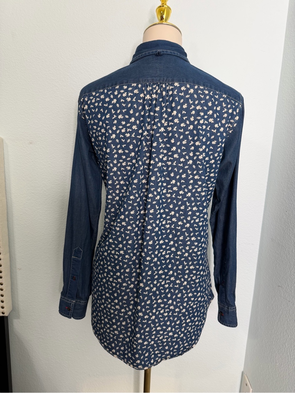 Ines De La Fressange Top #319 - Picture 2 of 2